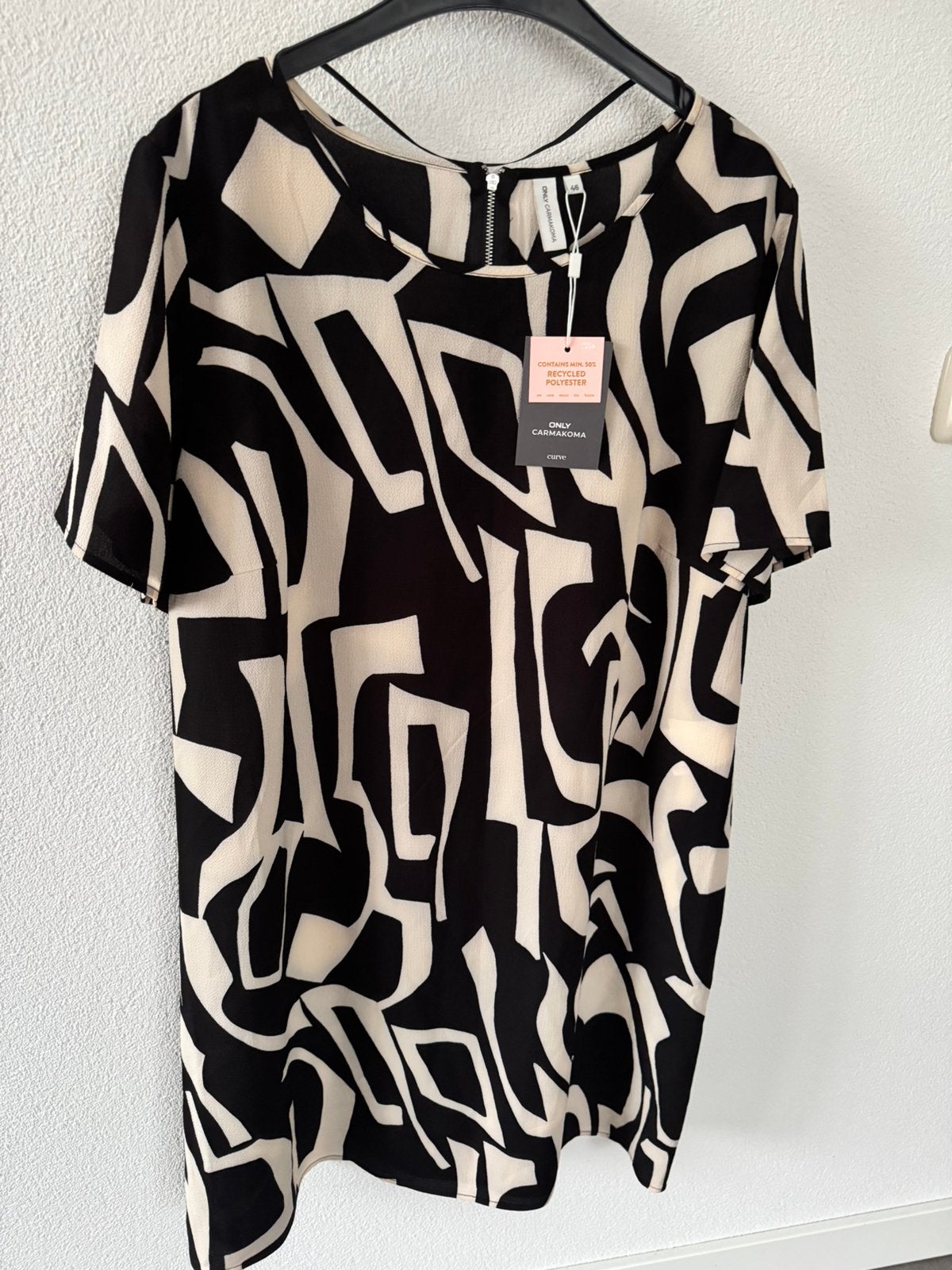 Only Carmakoma CarLux Life SS Tunic Dress – maat 46, Ophalen of Verzenden, Zo goed als nieuw, Zwart, Jurk