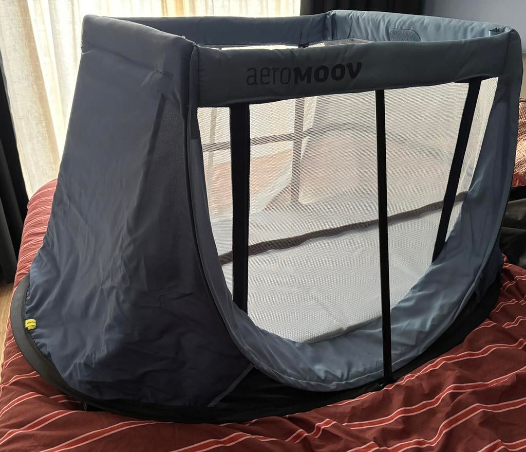 Te koop Aeromoov campingbed blauw, Ophalen, Zo goed als nieuw, Reisbedje
