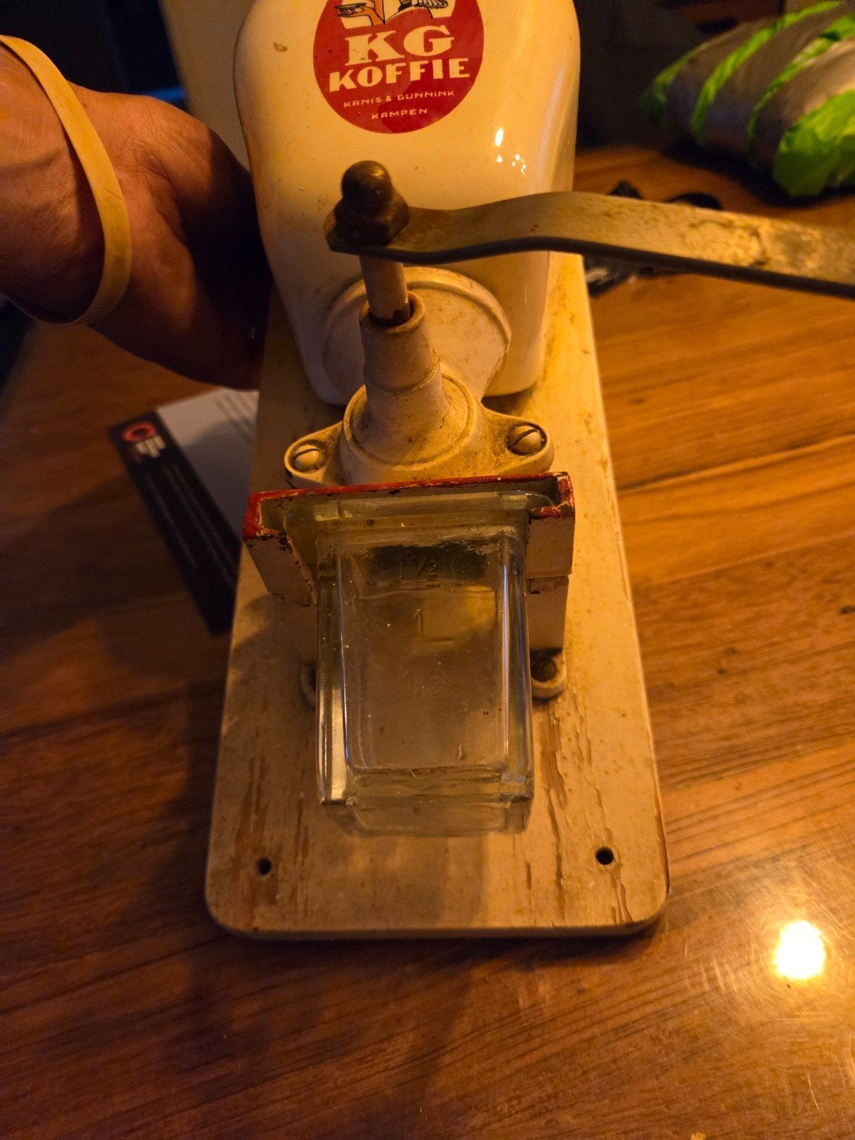 Antieke KG Koffie Wandkoffiemolen - Kampen, Antiek en Kunst, Ophalen