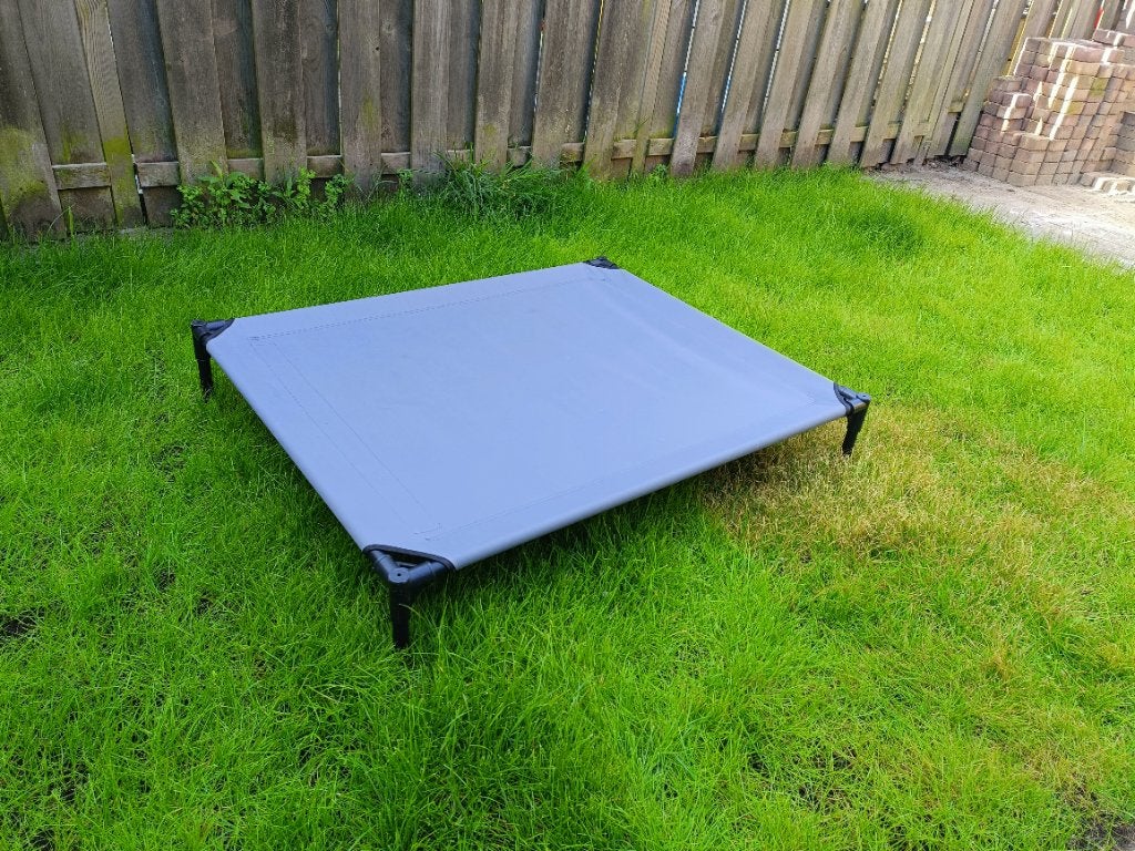 Honden stretcher / outdoor bed, Dieren en Toebehoren, Ophalen, Gebruikt, Stof