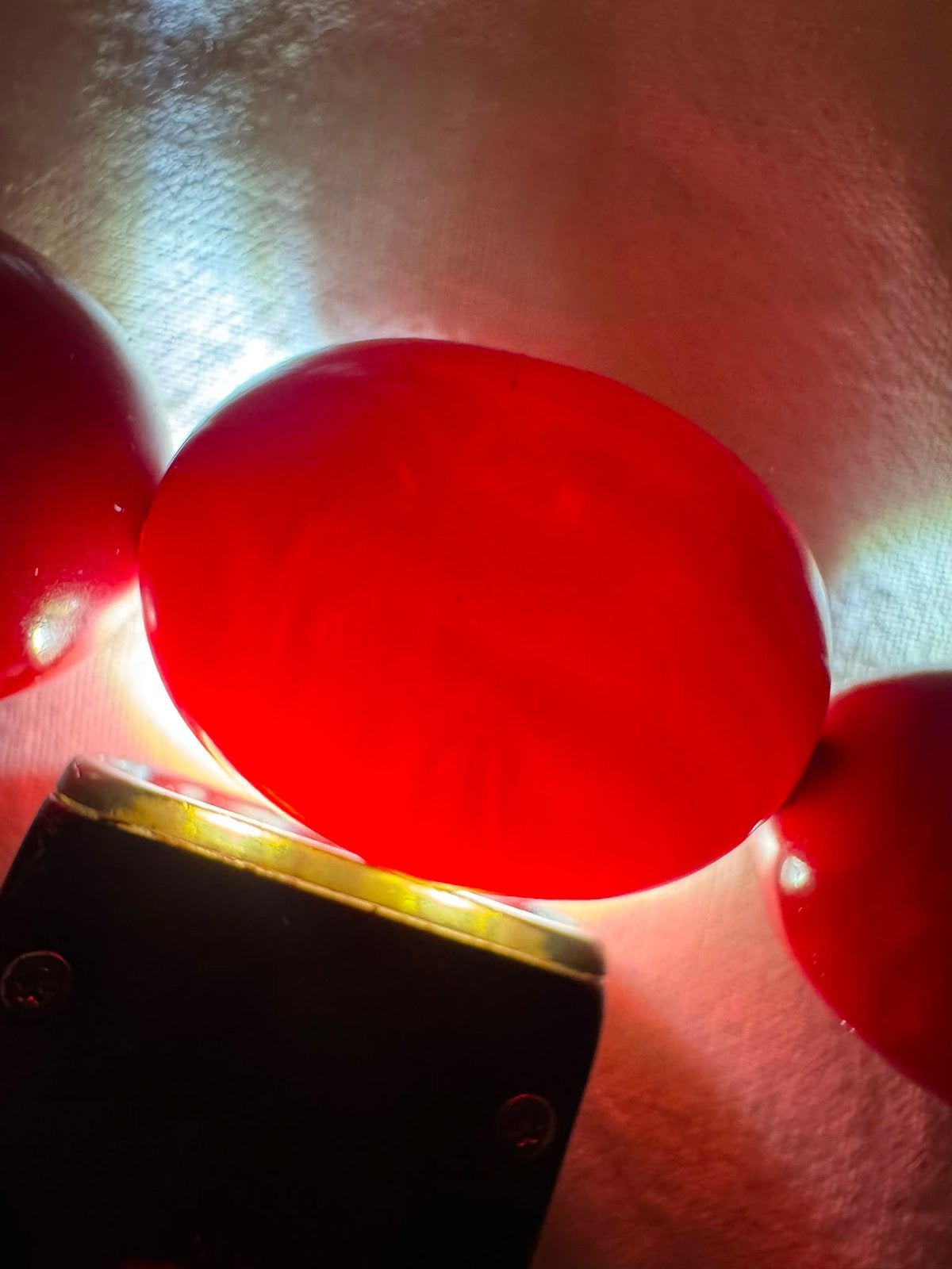 3 Grote Koralen Cherry Amber Bakeliet – 21.13 gram Prachtige, Ophalen, Zo goed als nieuw