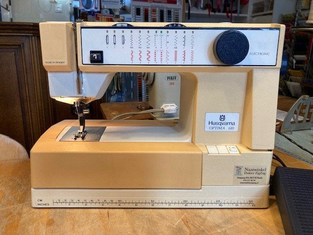 Husqvarna Optima 610 naaimachine, Gebruikt, Zweden, Ophalen of Verzenden, Info@husqvarna.com