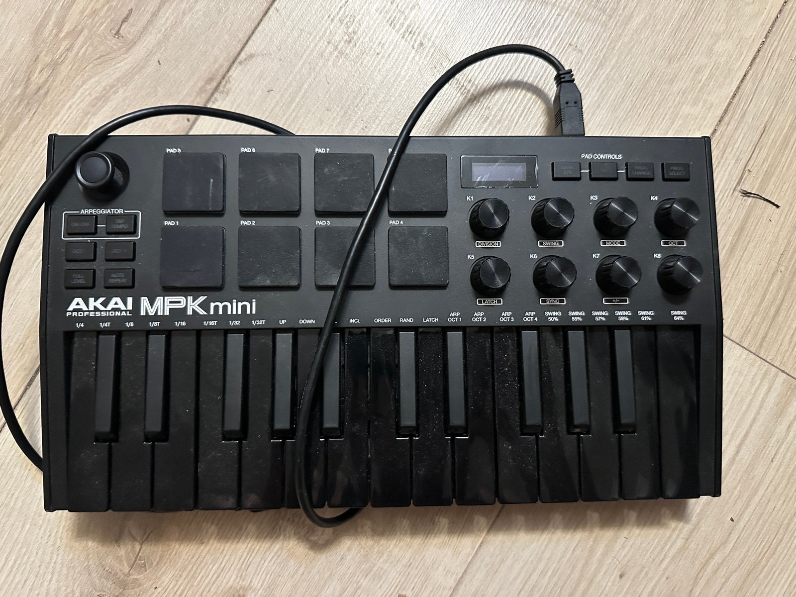 AKAI mkp Mini, Ophalen of Verzenden, Zo goed als nieuw