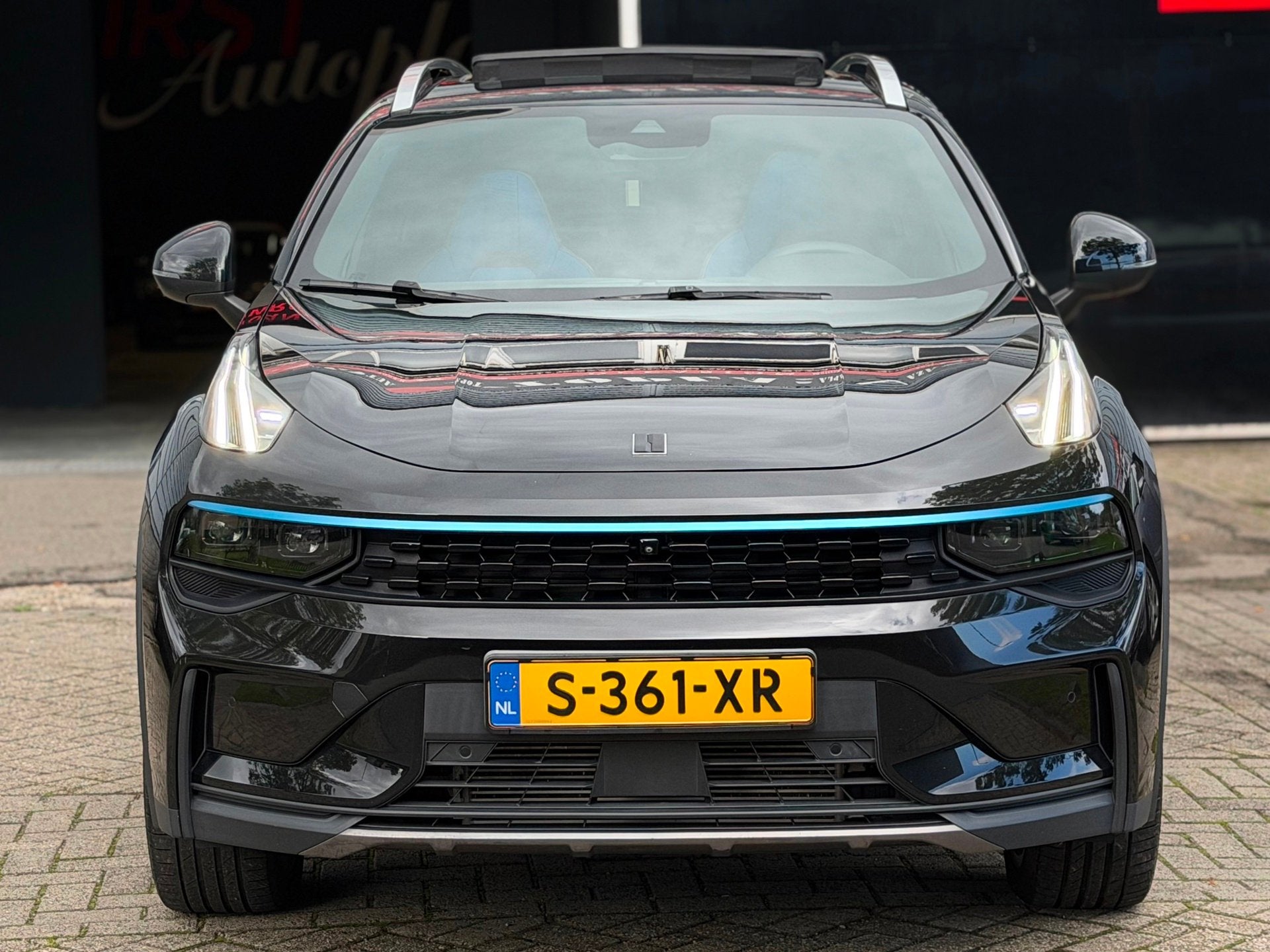 Lynk & Co 01 1.5 PHEV|262PK|360°CAM|PANO|SOH.98%, Dealer onderhouden, Stof, Met garantie (alle), Bedrijf