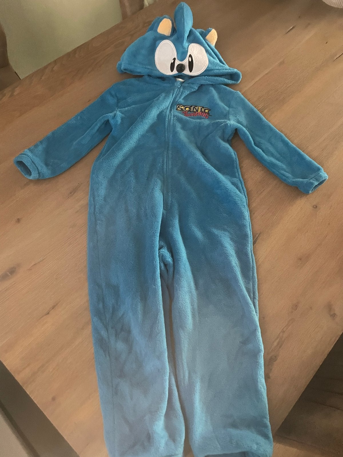 H&M Sonic onesie / huispak / verkleedset maat 110/116, Ophalen, Zo goed als nieuw, Jongen of Meisje, Nacht- of Onderkleding
