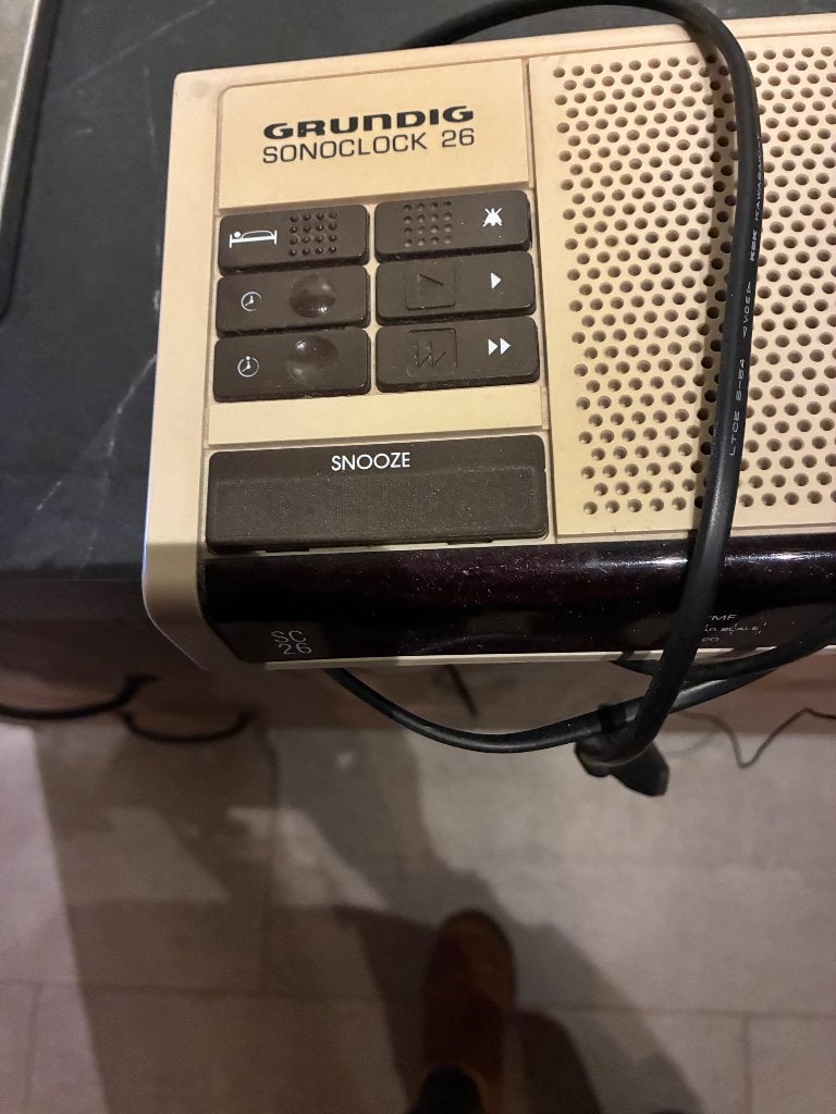 Vintage Grundig sonoclock 26 wekkerradio, Verzenden, Gebruikt, Overige typen
