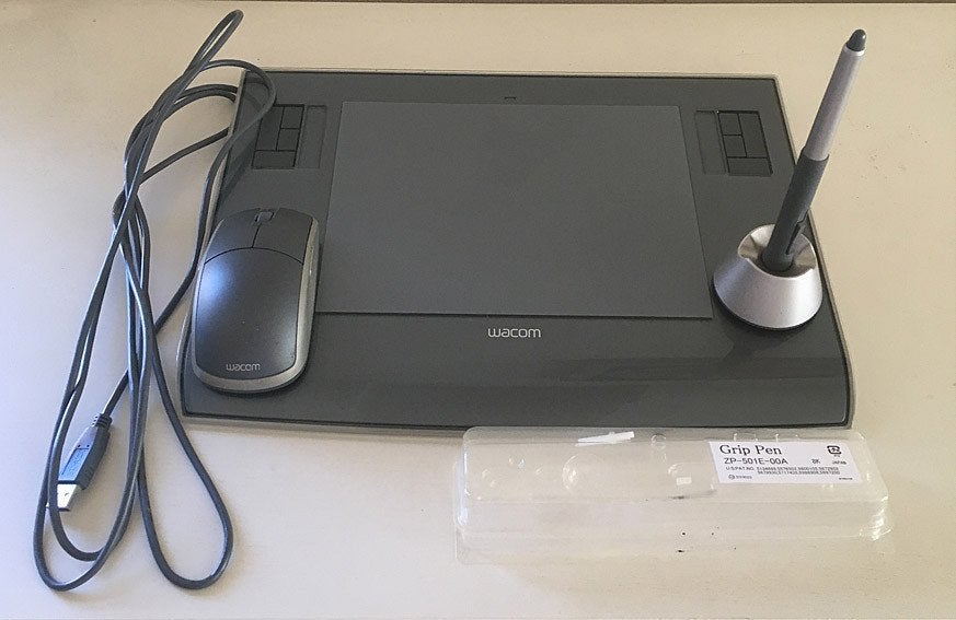 Wacom tekentablet intuos3, Computers en Software, Tekentablets, Ophalen of Verzenden, Nieuw, Bedraad, Wacom One