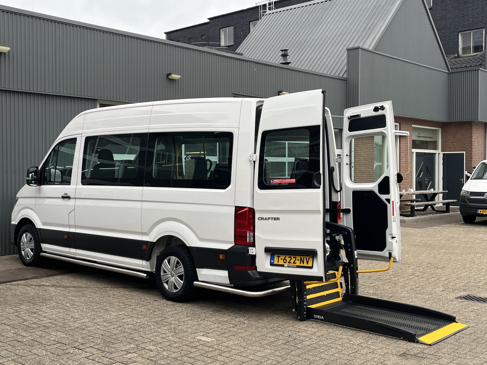 Volkswagen Crafter 2.0 TDI 140pk Personenvervoer Taxi Rolsto, 13 km/l, Stof, Gebruikt, 3000 kg