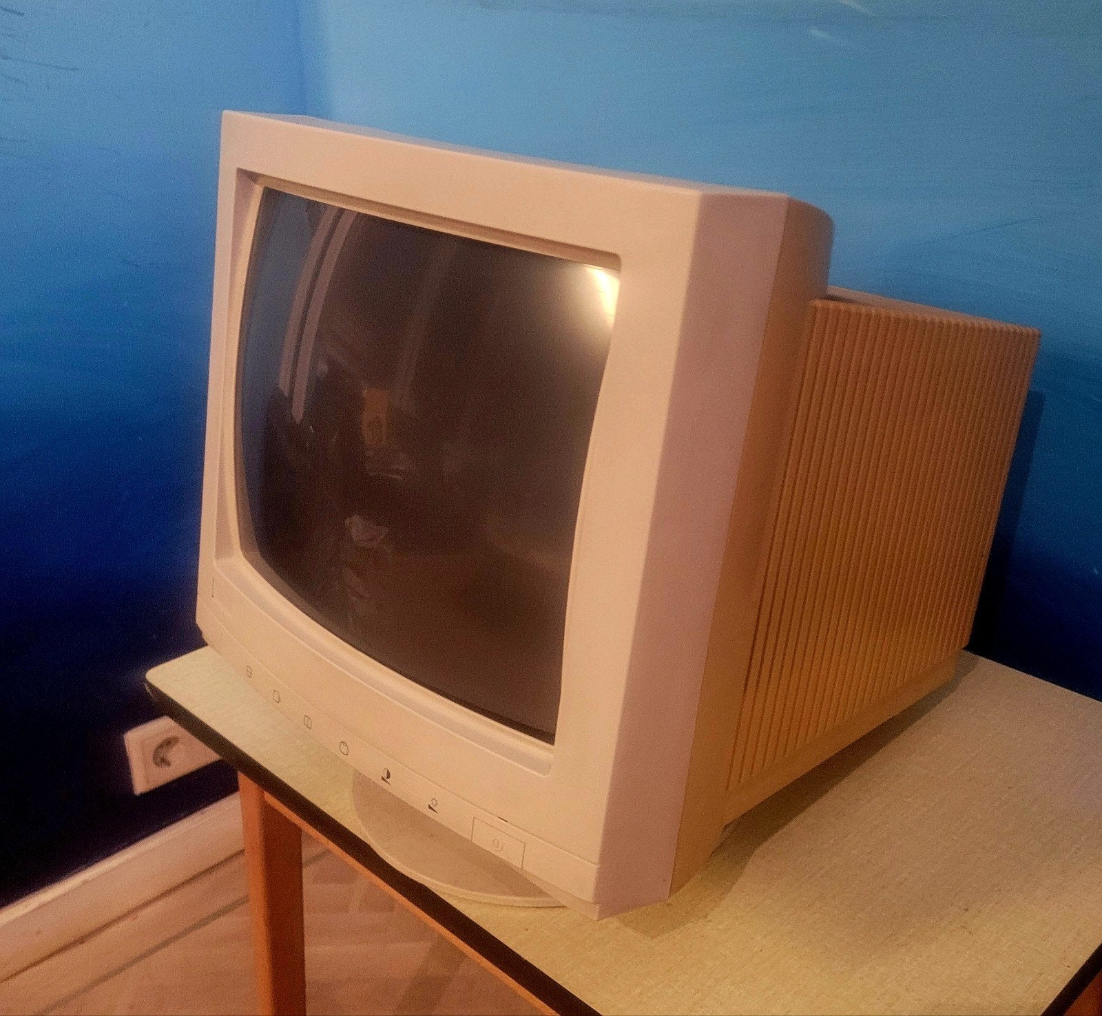 Vintage HiTech KT81-1473/9T CRT Monitor, Ophalen, Gebruikt, Overige typen, Onbekend