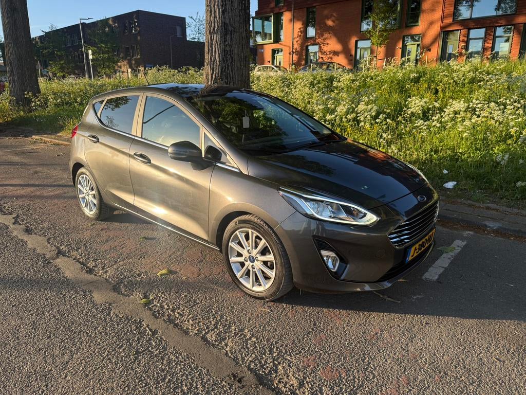 Ford Fiësta 1.0 Ecoboost 100pk Automaat, Stof, Zwart, USB, 620 kg