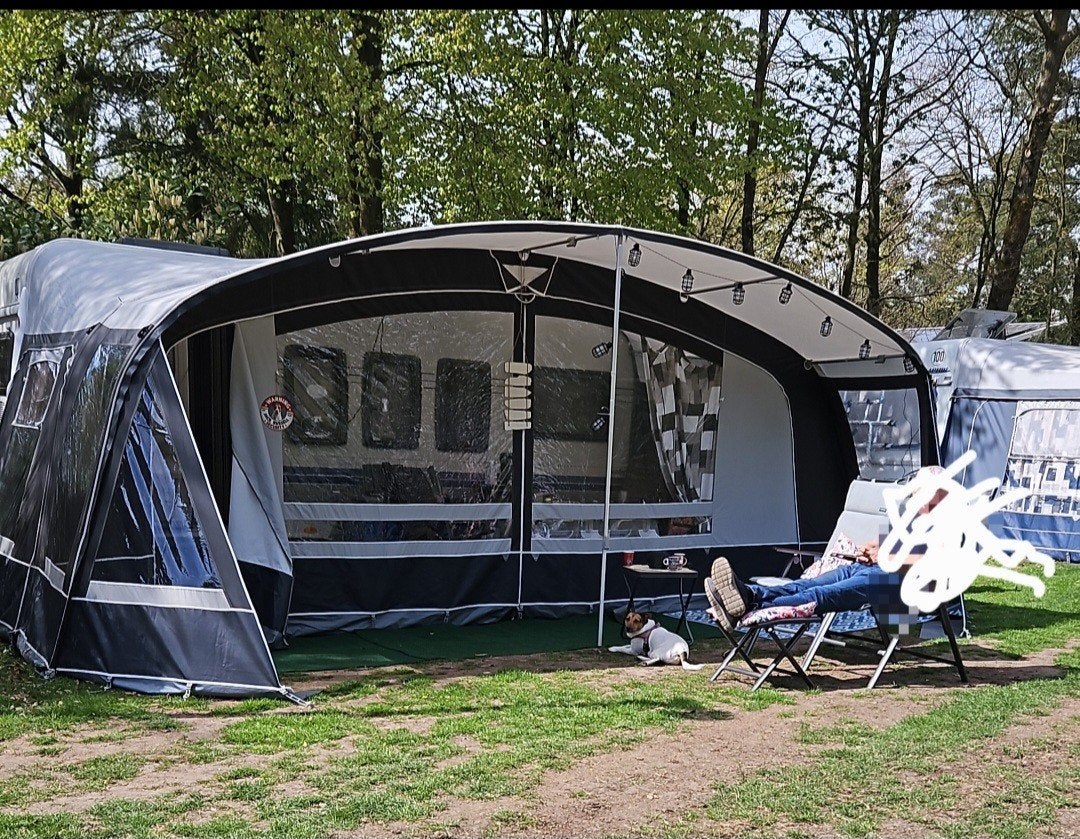 Hobby Excellent 520 TMF. met mover, airco en dwarsbed, Caravans en Kamperen, Rondzit, Hobby, Douche, Dwarsbed