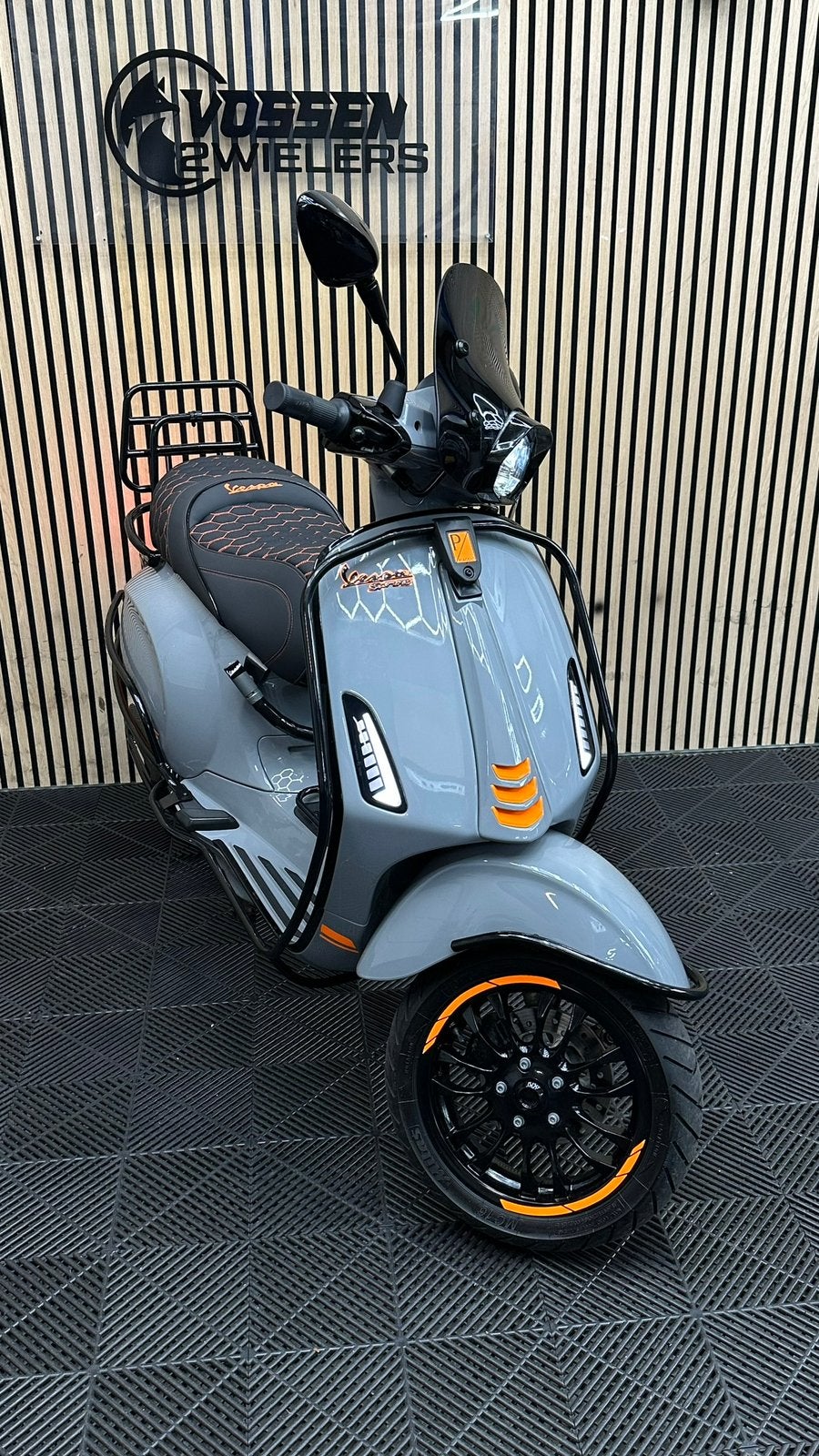 Vespa Sprint | Nardo Grey & Orange | 2020 | 3.797 KM, Fietsen en Brommers, Scooters | Vespa, Maximaal 45 km/u, Vespa S, Ophalen of Verzenden
