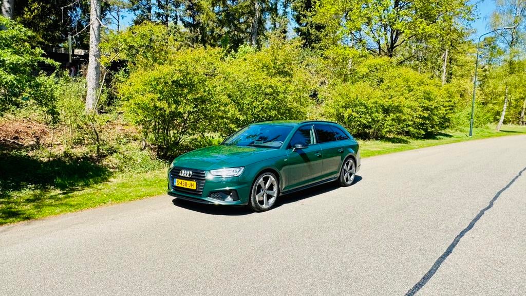 Audi A4 Avant S-line 190pk | Gotland Green | Trekhaak, Euro 6, 1984 cc, Stationwagon, Dealer onderhouden
