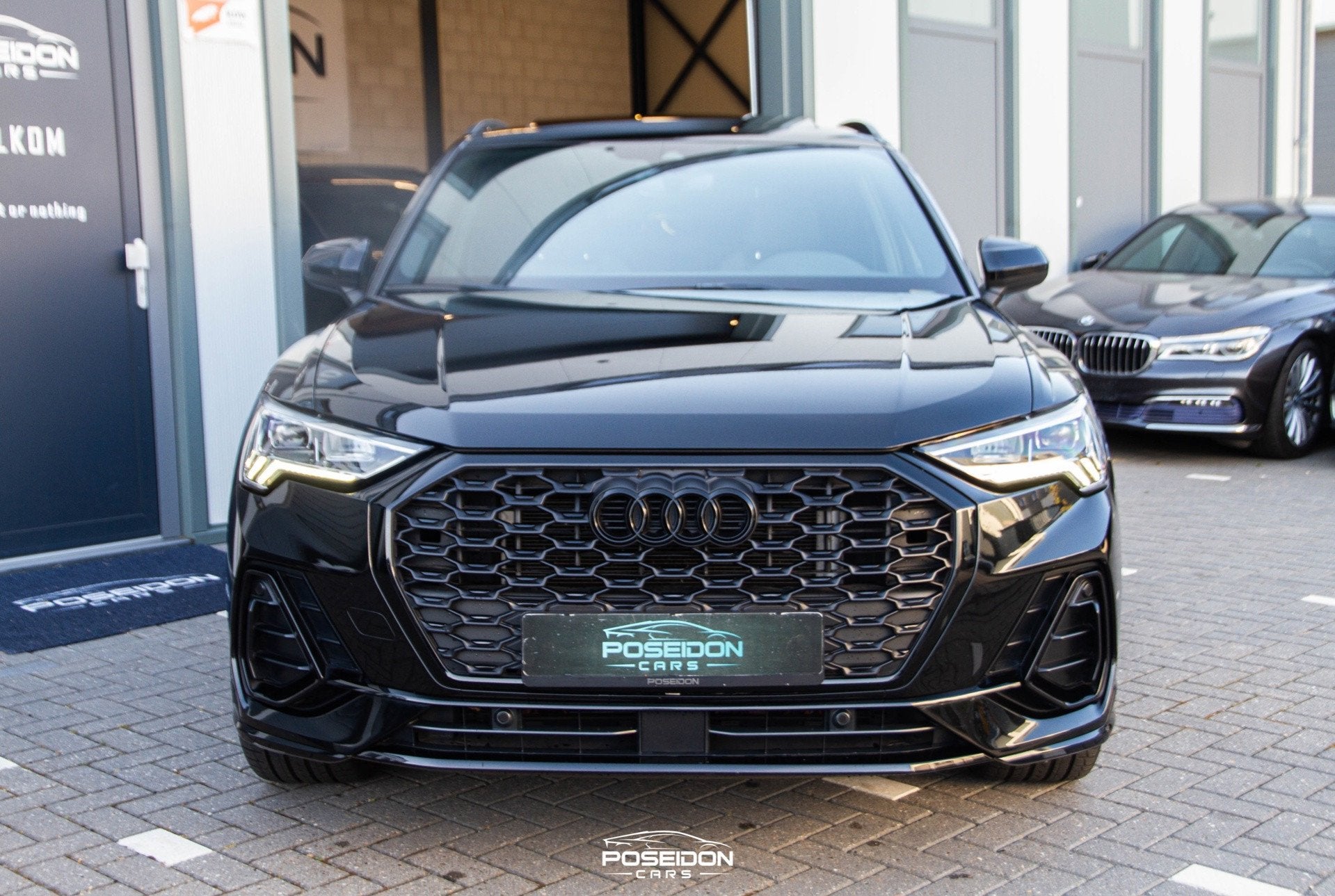 Audi Q3 45 TFSI e S-LINE | PANO | KEYLESS | VIRTUAL | LEER |, Auto's, Audi, Dealer onderhouden, Gebruikt, 150 pk, Zwart