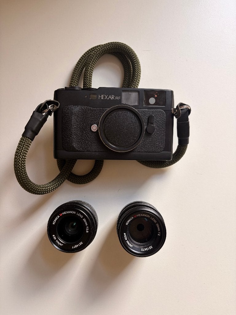 Konica Hexar RF met veel accessoires (M-Hexanon 50mm & 28mm), Ophalen of Verzenden, Gebruikt, Compact, Konica