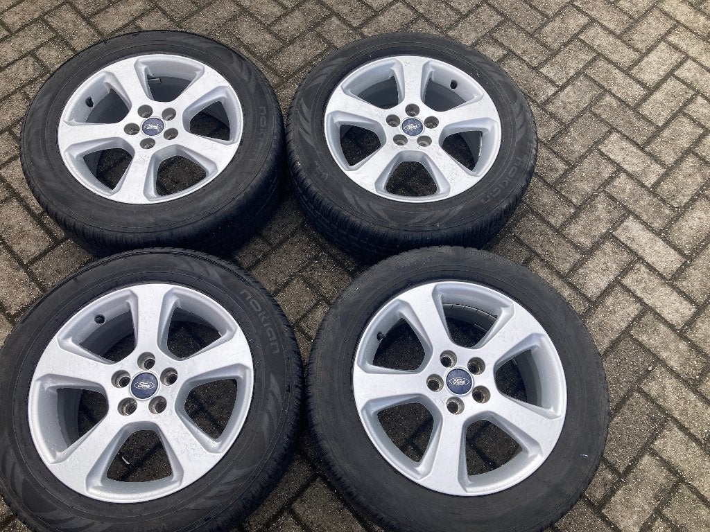 Ford Galaxy / S-Max (WA6) 17 inch velgen met winterbanden, Auto-onderdelen, Banden en Velgen, Ophalen, Gebruikt, Banden en Velgen