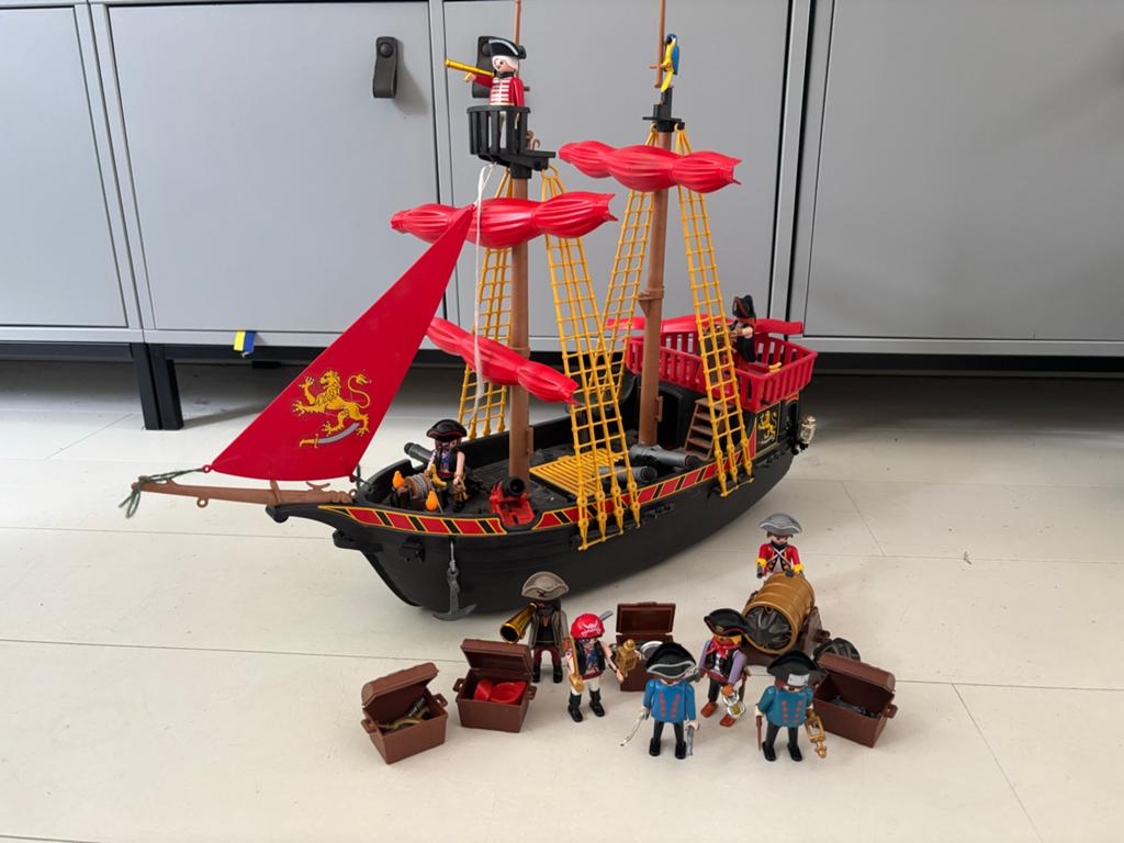 Playmobil 5736 Blackbeards piratenschip plus extra piraten, Ophalen of Verzenden, Gebruikt, Complete set