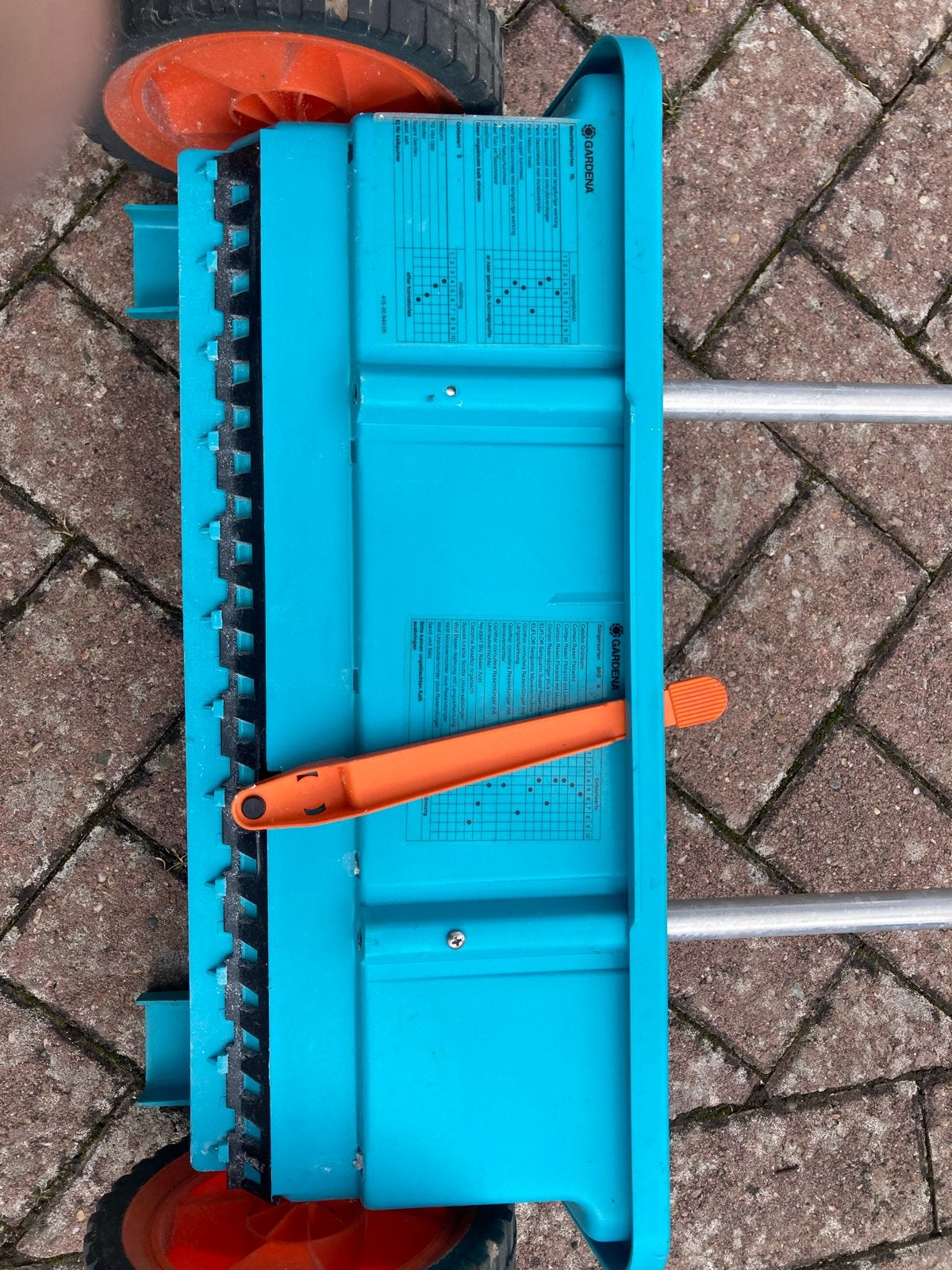 Gardena strooiwagen (stalen plaat ontbreekt), Ophalen, Gebruikt