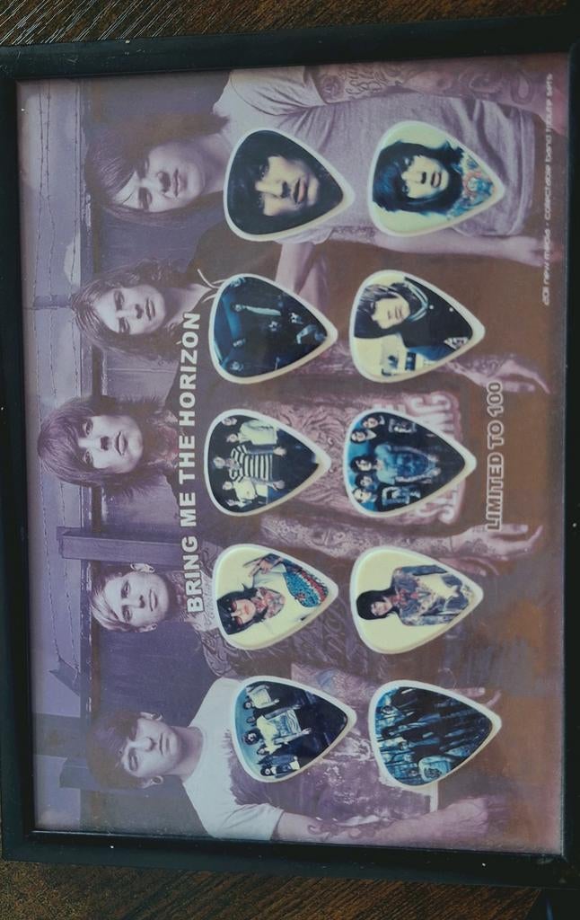 2011 collectors item Bring me the Horizon plectrums, Ophalen