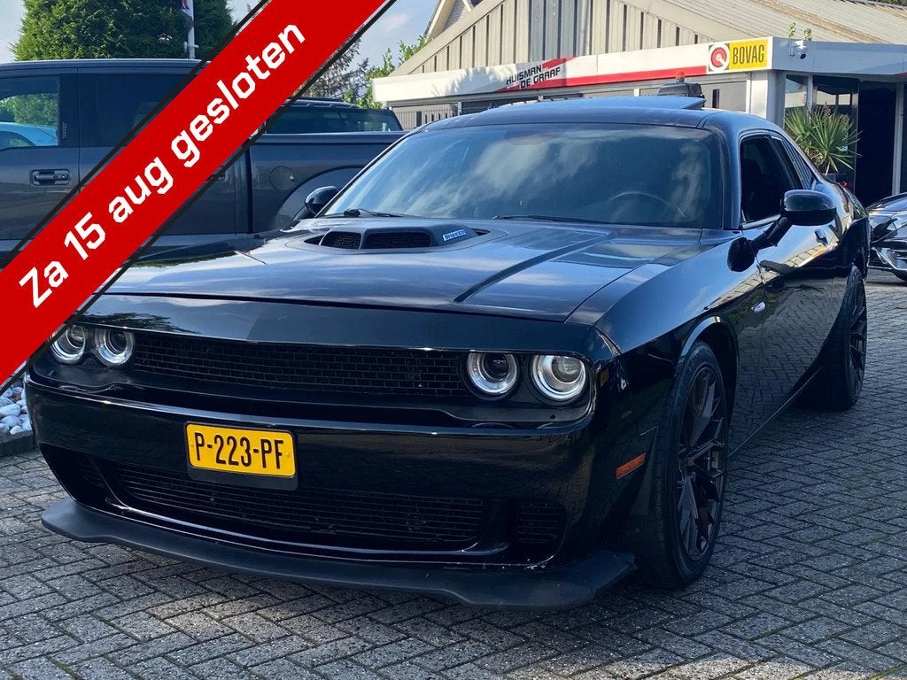 Dodge Challenger 5.7 V8 Hemi Shaker 2015 Zwart Schuifdak, Gebruikt, 5654 cc, Zwart, Bedrijf
