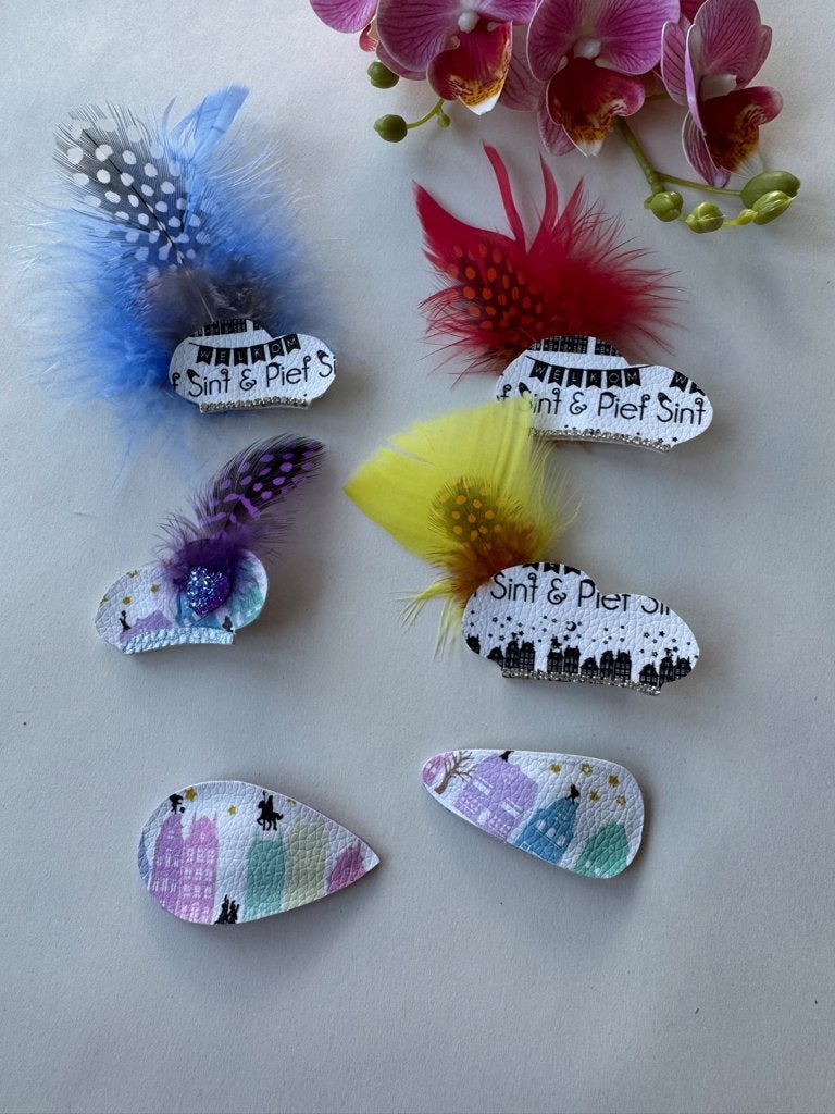 Kleine Sinterklaas speldjes, Ophalen of Verzenden, Glitter, Nieuw, Haarspeld