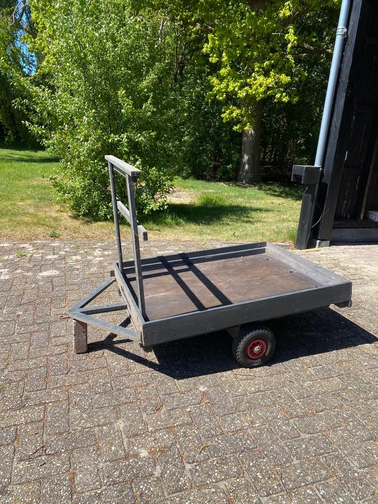 Aanhanger voor zitmaaier of skelter, Ophalen, Gebruikt