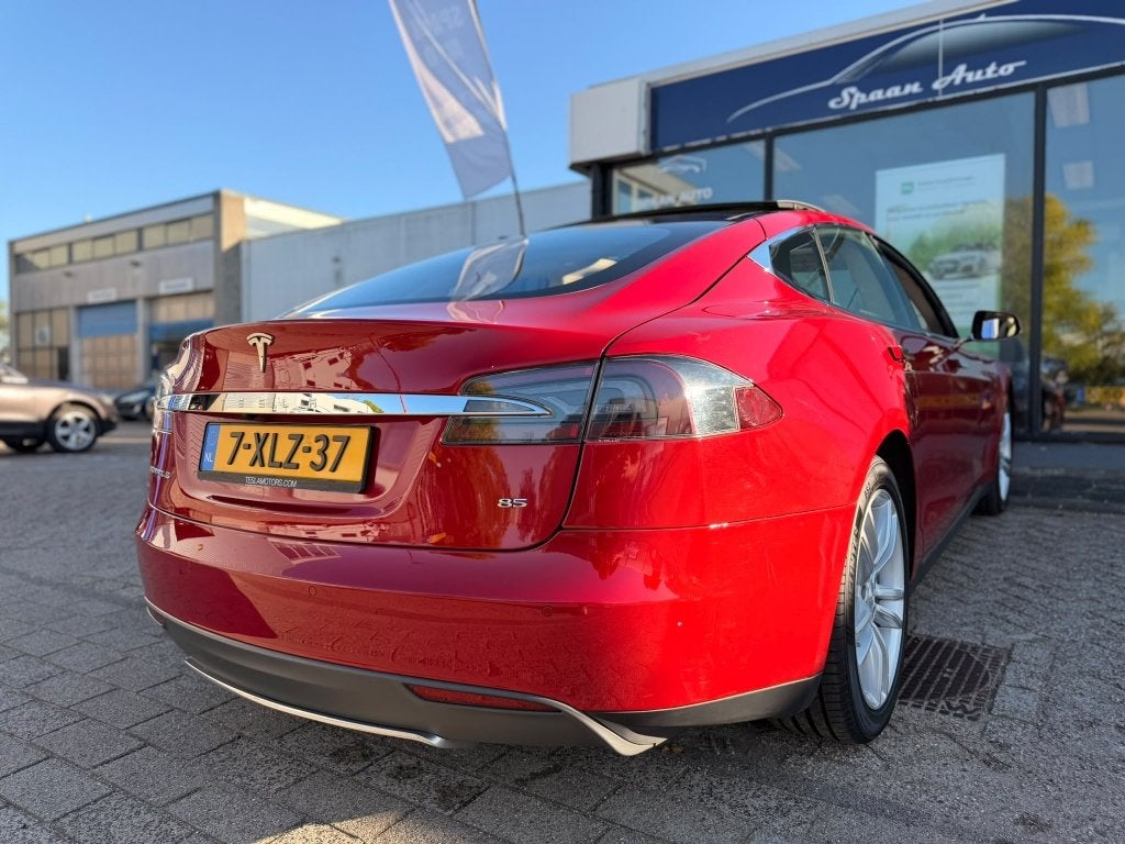 TESLA  MODEL S 85+ 421CH