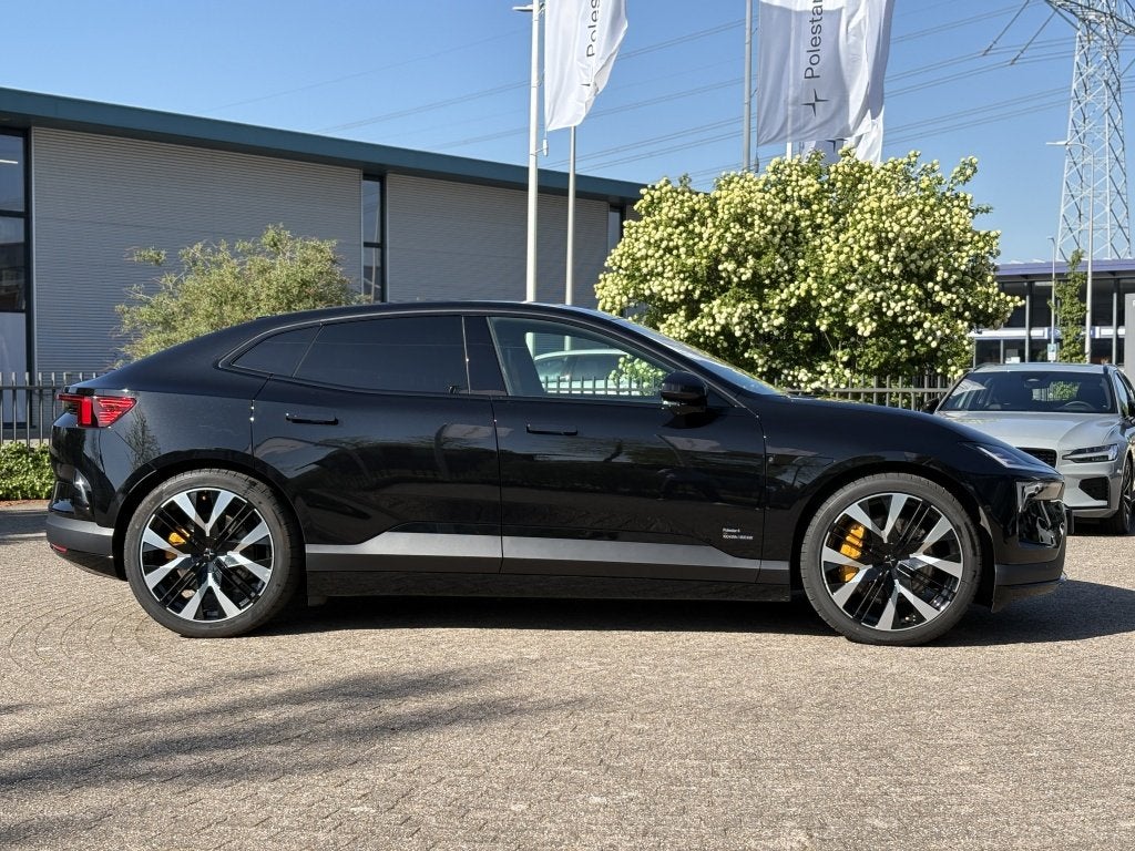 Polestar 4 Long range Dual Motor Performance | Nappa Leder, Auto's, Polestar, Automaat, 0 cilinders, 545 pk, Zwart