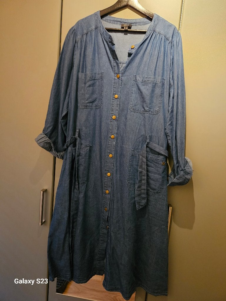 Nieuwe Yesta spijkerjurk met striksluiting maat 50/52, Blauw, Jurk, Ophalen of Verzenden, Nieuw