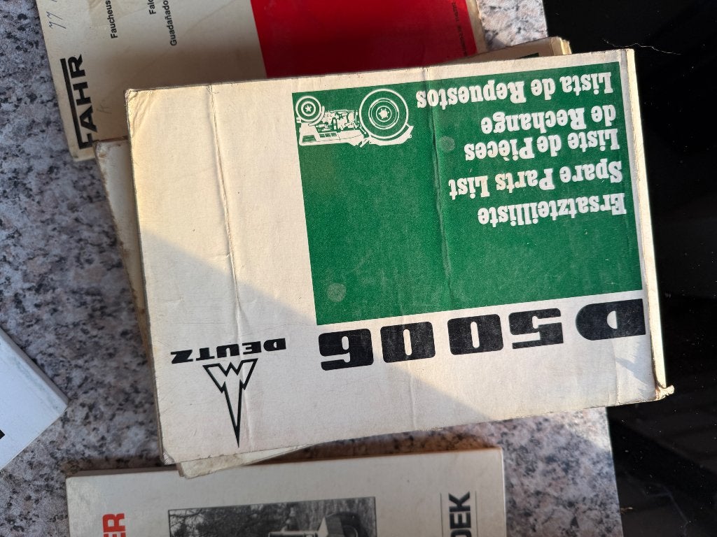 Onderdelen lijst deutz 5006, Boeken, Ophalen of Verzenden, Gelezen