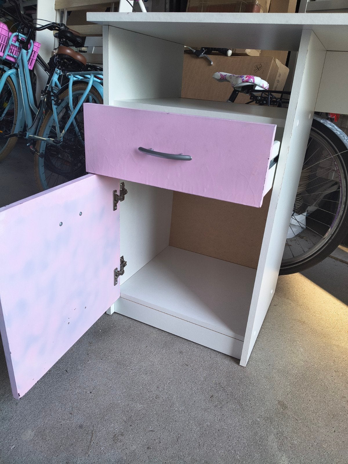 Wit bureau met roze lade en kastje, Met lades, Gebruikt, Ophalen of Verzenden, Wit