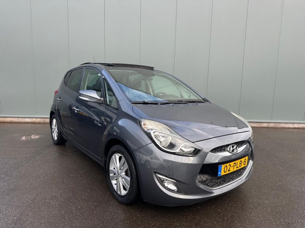 Hyundai ix20 1.6i i-Catcher PANORAMADAK | TREKHAAK | NAP !, Voorwielaandrijving, Euro 5, 125 pk, 1591 cc