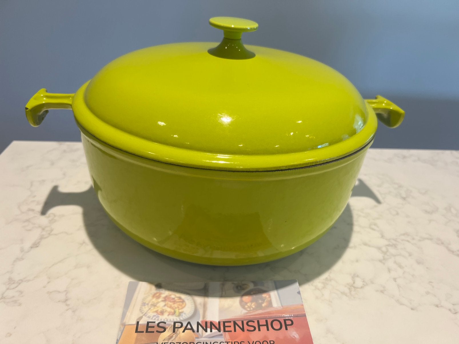 Le Creuset La Mama Cocotte Ø29 cm Mintgroen, Le Creuset, Ophalen of Verzenden, Zo goed als nieuw, Le Creuset