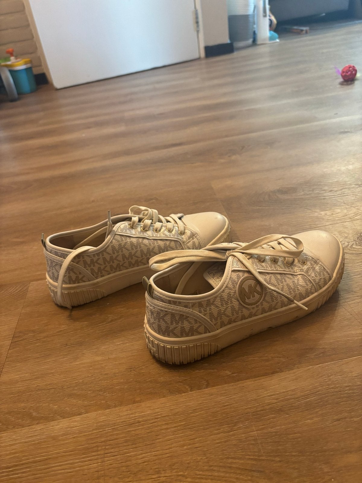 Michael Kors schoenen maat 37, Kleding | Dames, Schoenen, Ophalen, Beige, Sneakers of Gympen, Gedragen