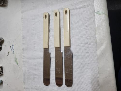 Messen mepal wit handvat twee stuks, Ophalen of Verzenden, 'T Olde Gre-j, Info@toldegrej.nl, Endepoelstraat 20f Didam