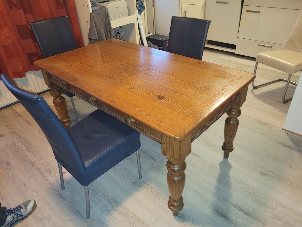 Tafel, Gebruikt, Geen idee, Ophalen of Verzenden, Geen idee