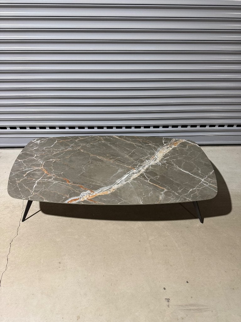 Metaform Space salontafel, Huis en Inrichting, Tafels | Salontafels, Ophalen, Overige materialen, Nieuw, 50 tot 100 cm