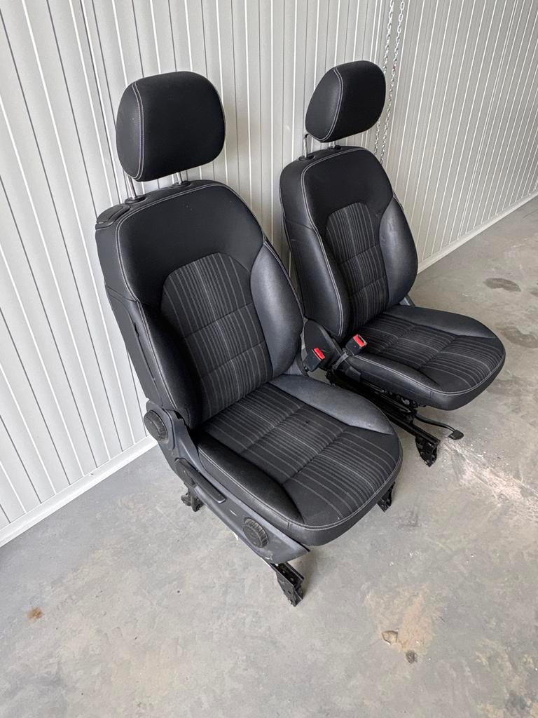 Mercedes stoelen, half leer, Auto-onderdelen, Interieur en Bekleding, Ophalen, Gebruikt, Mercedes-Benz