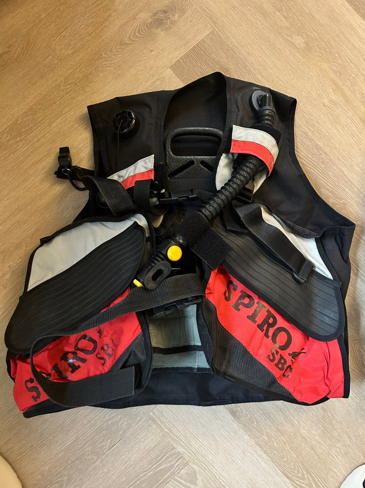 2x trimvest (maat L en M), Ophalen of Verzenden, Gebruikt, Trimvest of Wing
