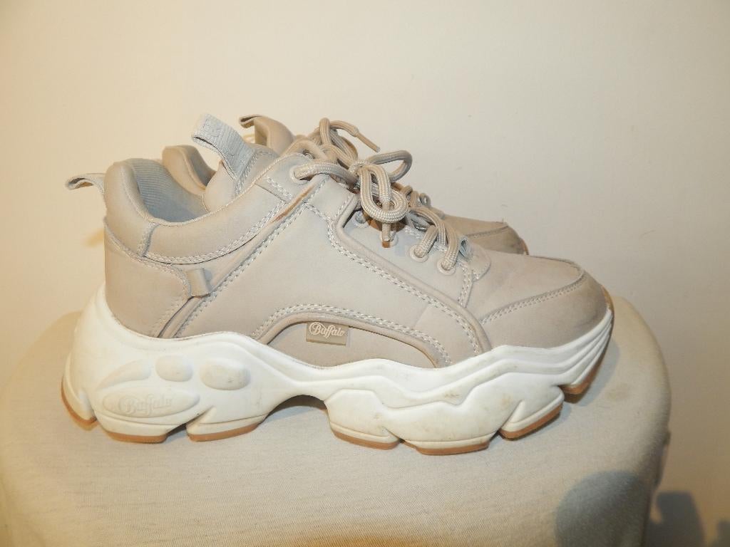 Buffalo stoere robuste sneakers beige tint veters mt 41, Verzenden, Beige, Sneakers of Gympen, Gedragen