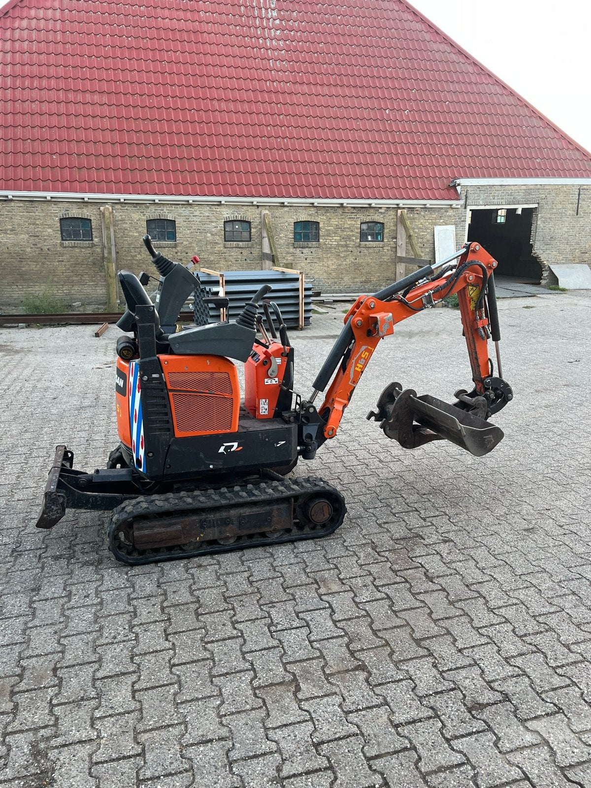 Doosan DX10z Minigraafmachine - Compact en Krachtig, Ophalen, Graafmachine