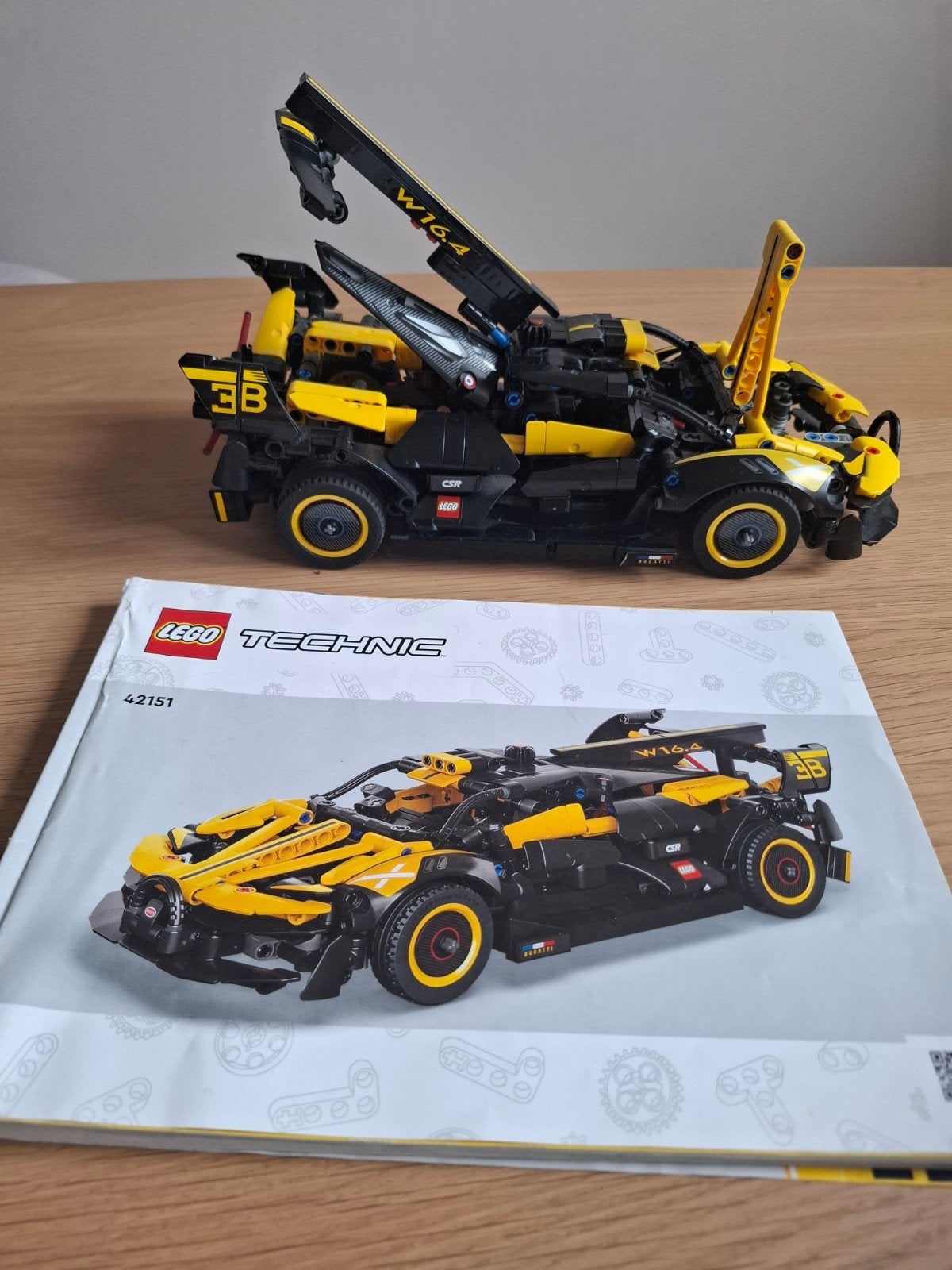 Lego Technic Bugatti Bolide 42151 met boekje, Ophalen of Verzenden, Zo goed als nieuw