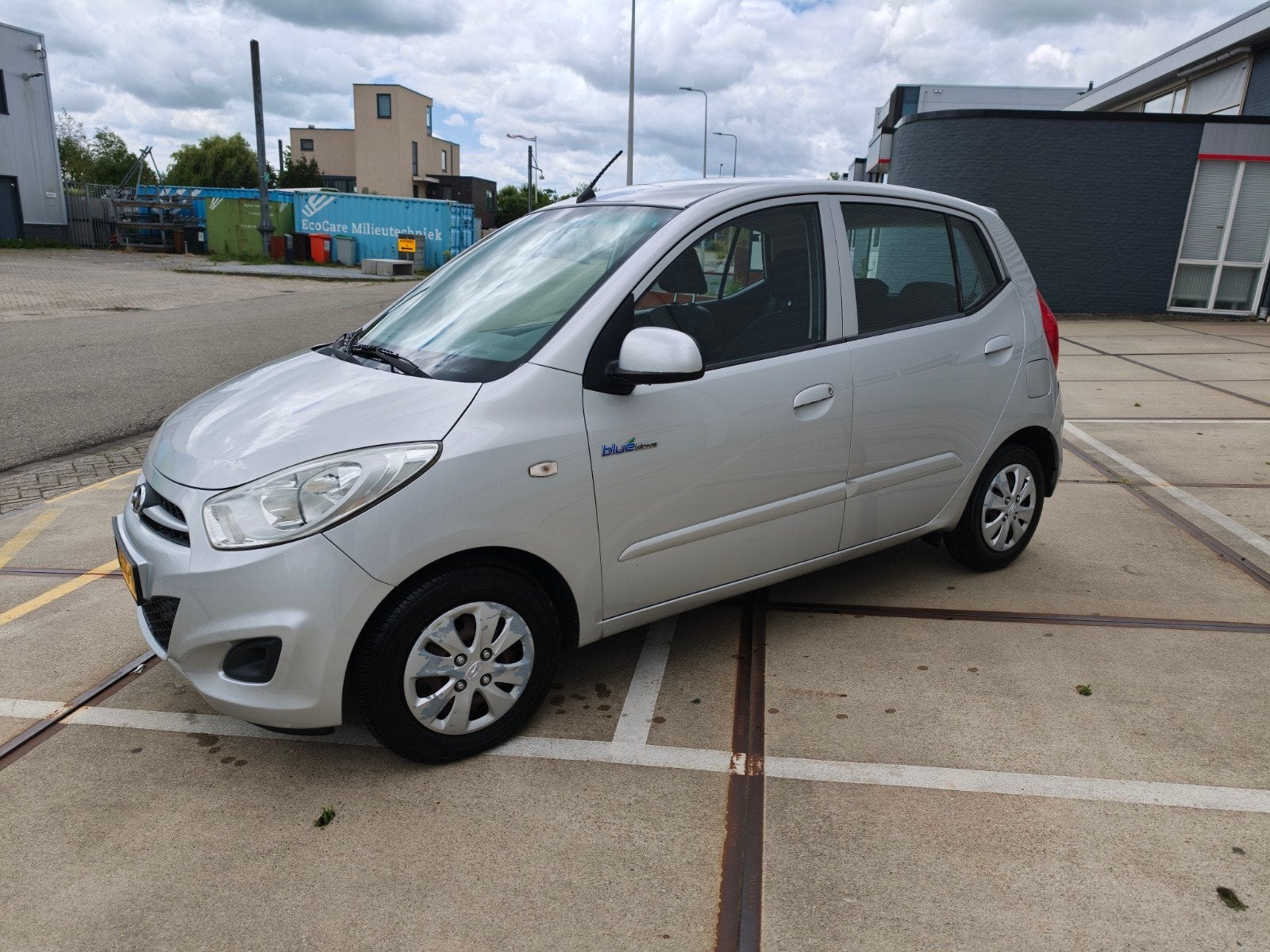 Hyundai i10 1.0 i BJ 2012 met nieuwe banden en koppeling!!, Voorwielaandrijving, Euro 5, Stof, 400 kg