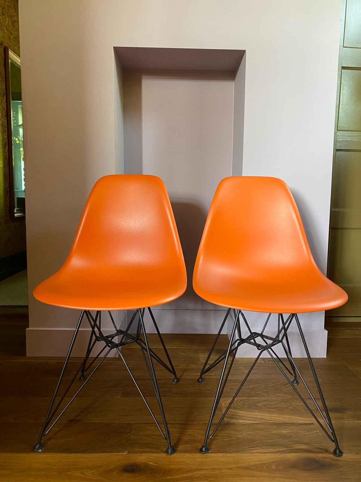 Vitra plastic chair DSR oranje 2 stuks, Huis en Inrichting, Stoelen, Ophalen, Kunststof, Overige kleuren, Zo goed als nieuw