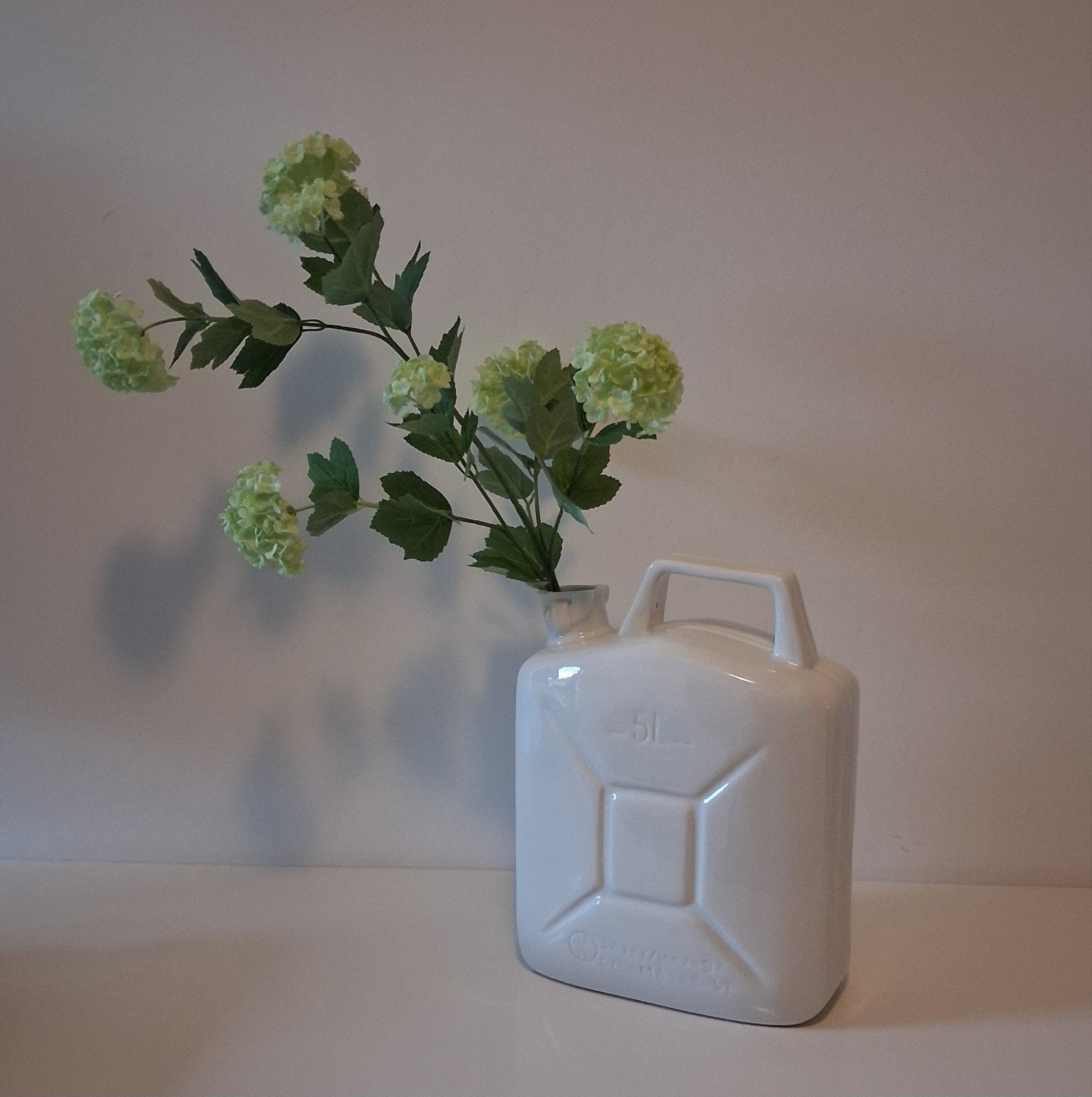 Seletti vaas jerrycan, Ophalen