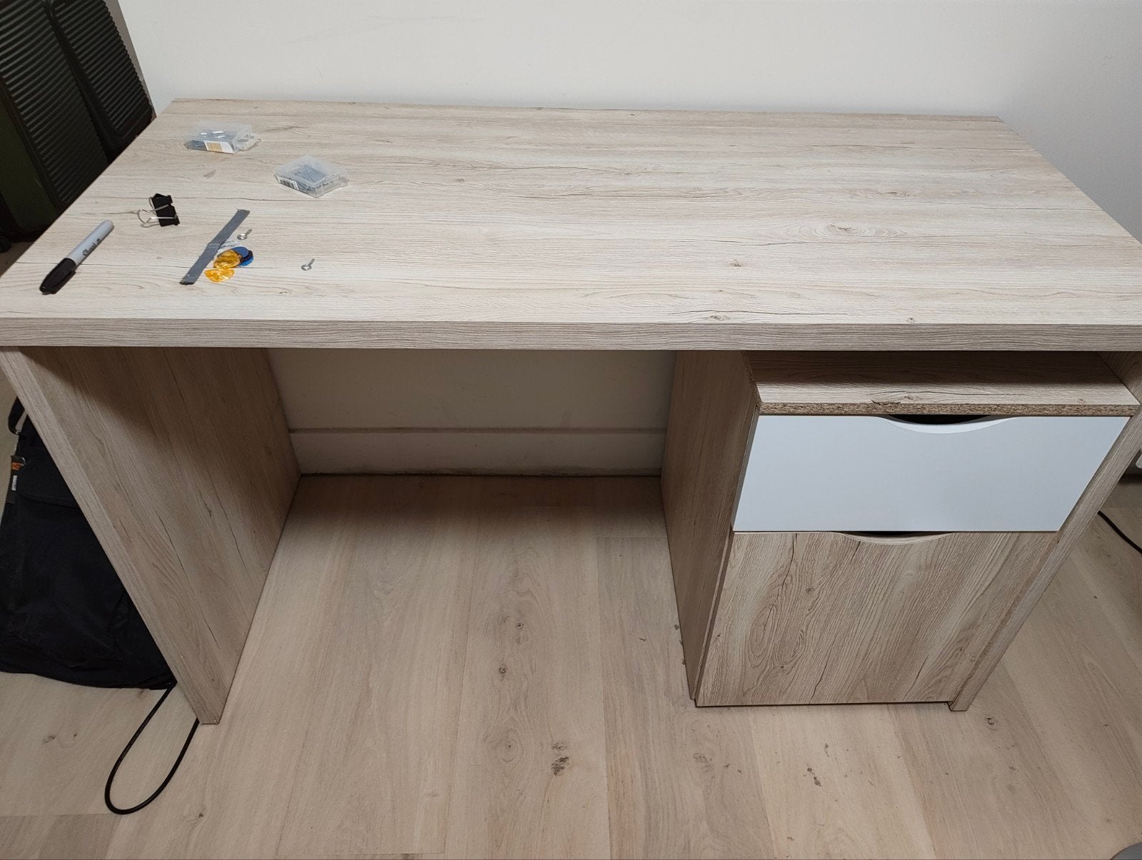Study desk, Huis en Inrichting, Ophalen, Met lades, Gebruikt, 120 cm