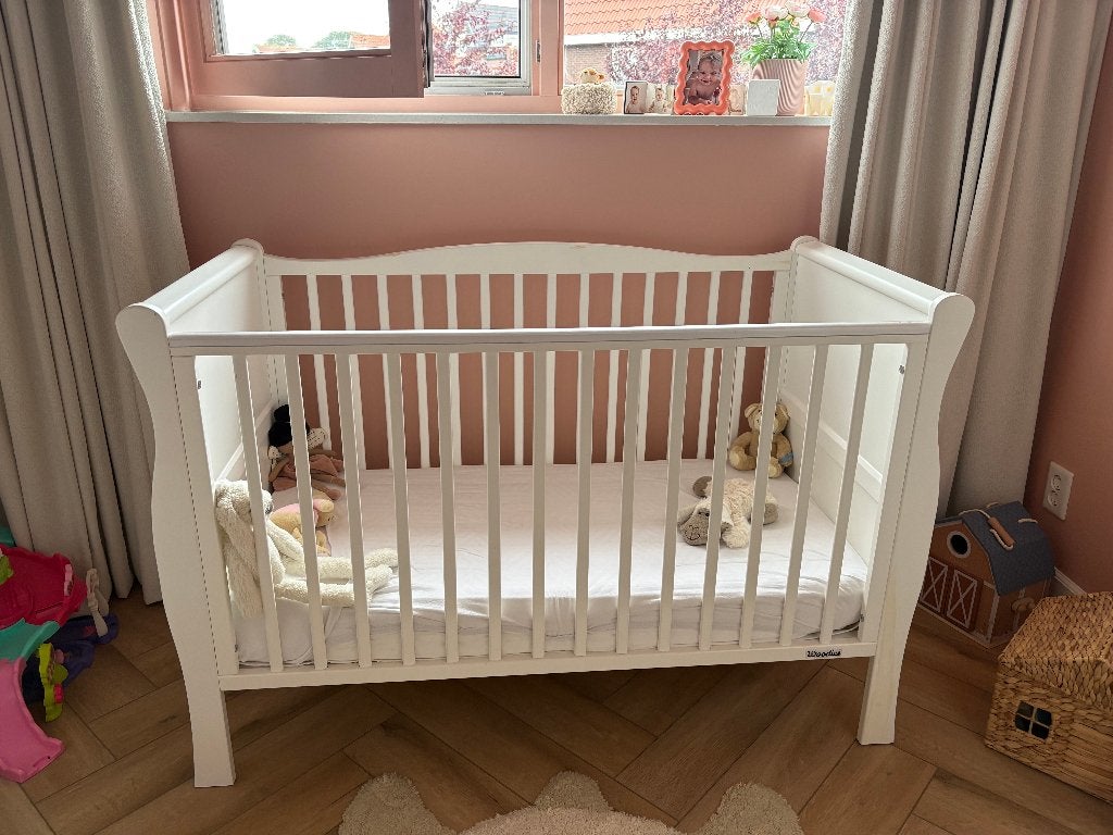 Woodies Noble Vintage ledikant incl. Pretura matras, Kinderen en Baby's, Babywiegjes en Ledikanten, Ophalen, Zo goed als nieuw