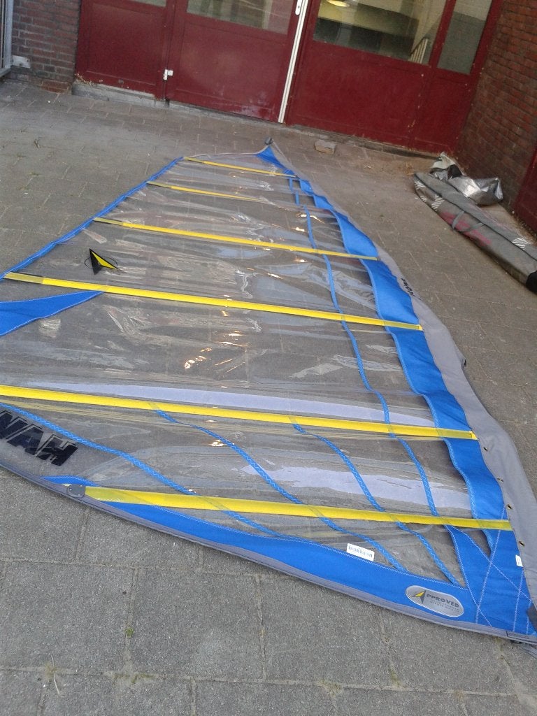 Opruiming oude Zeilen, Watersport en Boten, Windsurfen, Gebruikt, Zeil, Ophalen