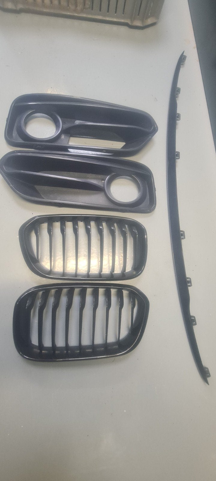 bmw 118i 2019 F20 grill onderdelen, Ophalen of Verzenden, BMW