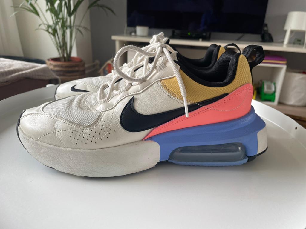 Nike air max Verona mt 40,5 valt klein (39), Kleding | Dames, Schoenen, Ophalen of Verzenden, Zo goed als nieuw, Sneakers of Gympen